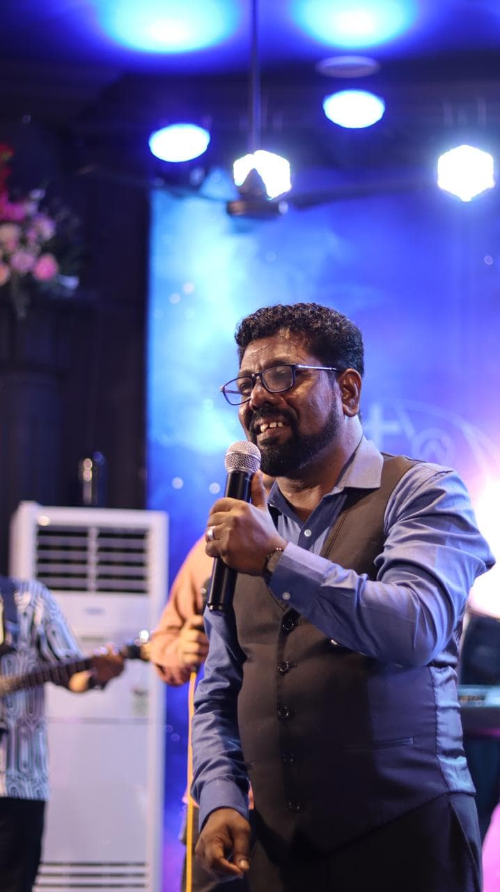 Maraven Live Praise & Worship photo 1